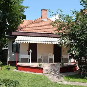 Nyaraló Fecskefészek, Hajdúszoboszló
